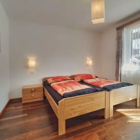 Apartment Cresta2 *